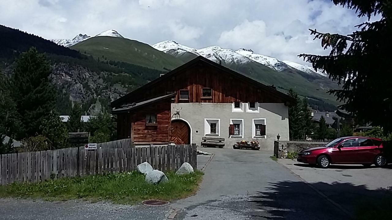 Ches'Arsa Apartamento La Punt-Chamues-ch Exterior foto
